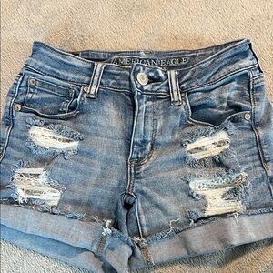American Eagle Outfitters Light Blue Ripped Jean Shorts Sz 6